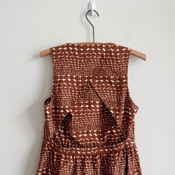 WHIT • Dockside Dress in Abstract Brown/White Print - Picture 9 of 15